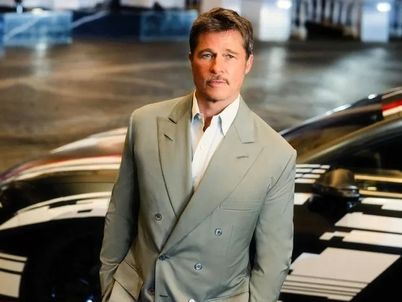 تبلیغ جدید شرکت مرسدس بنز با حضور برد پیت