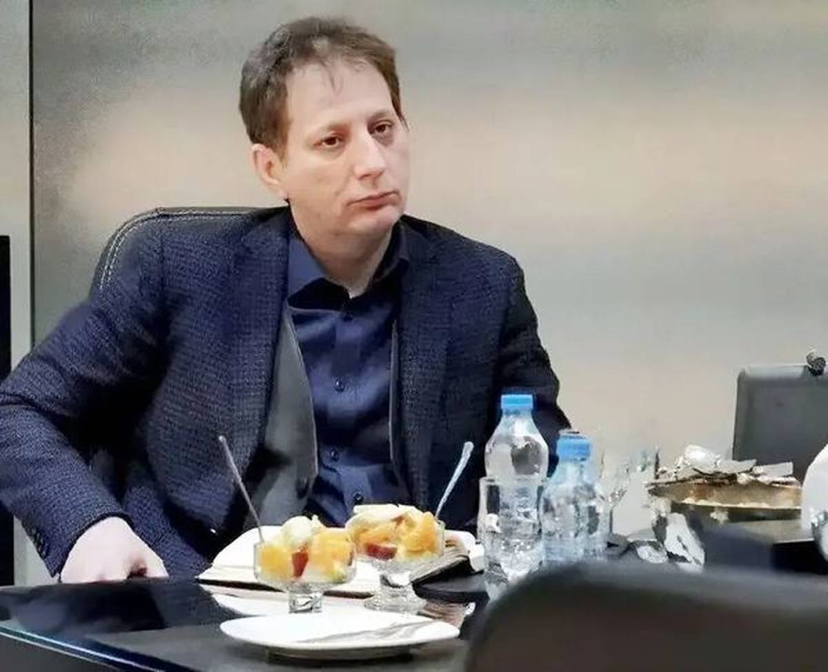 انتقاد بابک زنجانی از سیاستهای اقتصادی یکشبه و عملکرد بانک مرکزی