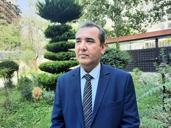 شعر تاجیکستان به قبل و بعد از سهراب سپهری تقسیم می‌شود
