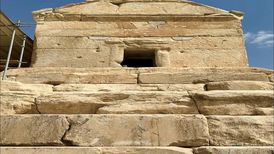 تصاویر دیده نشده از درون آرامگاه کوروش