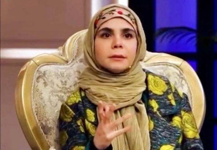 فاطمه امینی مجری مشهور شبکه کودک: ما از ساعت 3 ظهر در جریان حمله اسرائیل به ساختمان صداوسیما بودیم/ شاید کار اشتباهی کردیم که برنامه را ادامه دادیم!