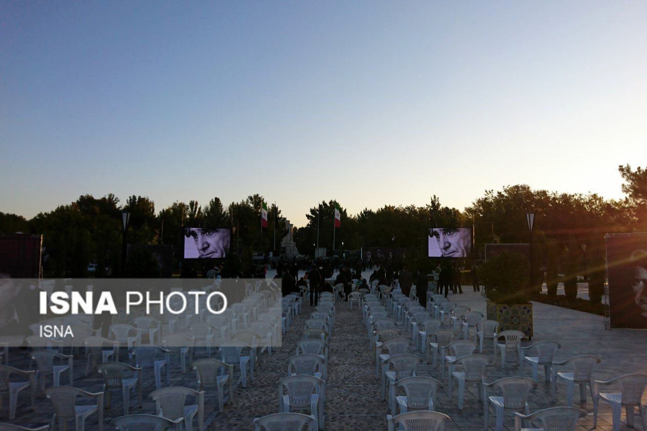 آرامگاه فردوسی ساعتی پیش از مراسم خاکسپاری شجریان/ ویدئو