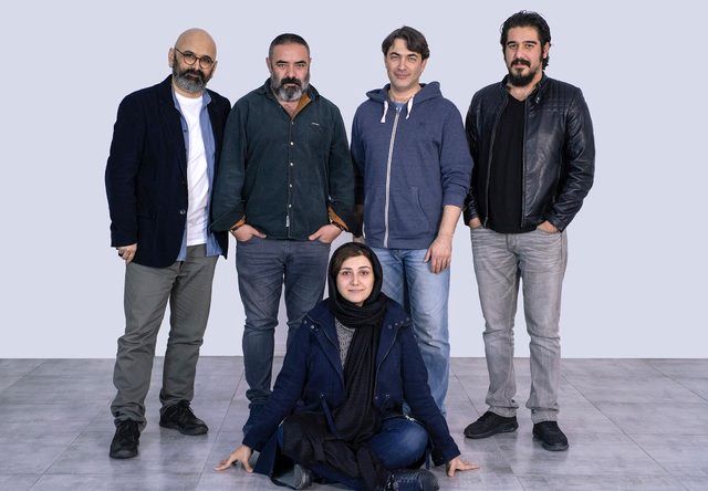اکران آنلاین بی حسی موضعی با بازی باران کوثری