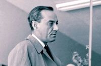 رهی معیری؛ داستان عشقی که زندگی شاعر را تغییر داد
