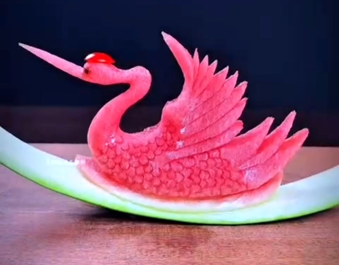 هنرمندی با هندوانه/ویدیو