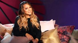 مادر و خواهر خواننده مشهور در یک روز فوت کردند
