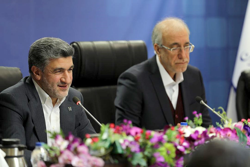 قدردانی معاون وزیر اقتصاد از بانک صادرات ایران برای پاسخ به انتظارات دولت / تشریح سیاست‌ها و برنامه‌های ١٤٠١
