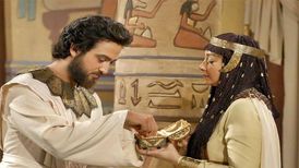 تصویر شیطان روی صورت کتایون ریاحی در فیلم یوزارسیف