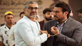 فیلمساز ۱۰۰ میلیارد برای فیلمش بلیت میخرد که بگوید فیلم پرفروش است!