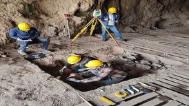 سنگ چخماق فناوری پیشرفته انسان‌های اولیه در غار قمری خرم‌آباد