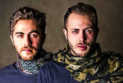 مسیح و آرش در حرم امام حسین (ع)