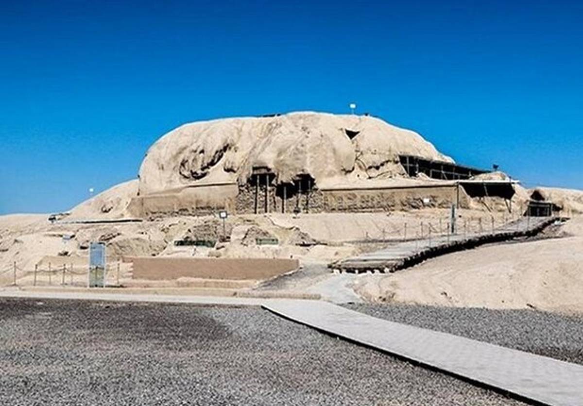 کشف خانه‌های مادها و کارگاه‌های صنعتی ۵۵۰۰ ساله در تپه سیلک کاشان
